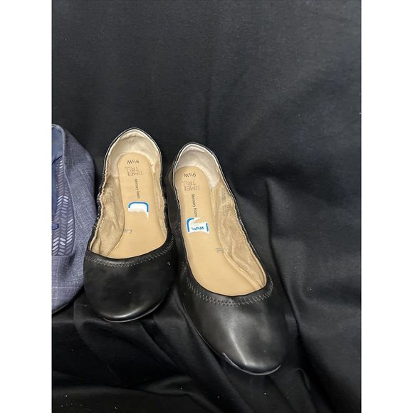 Lot 3 pr Woman's, Time and Tru, Usa size 9.5 flats. (Pre-Owned) Blue Black pink - Picture 2 of 16